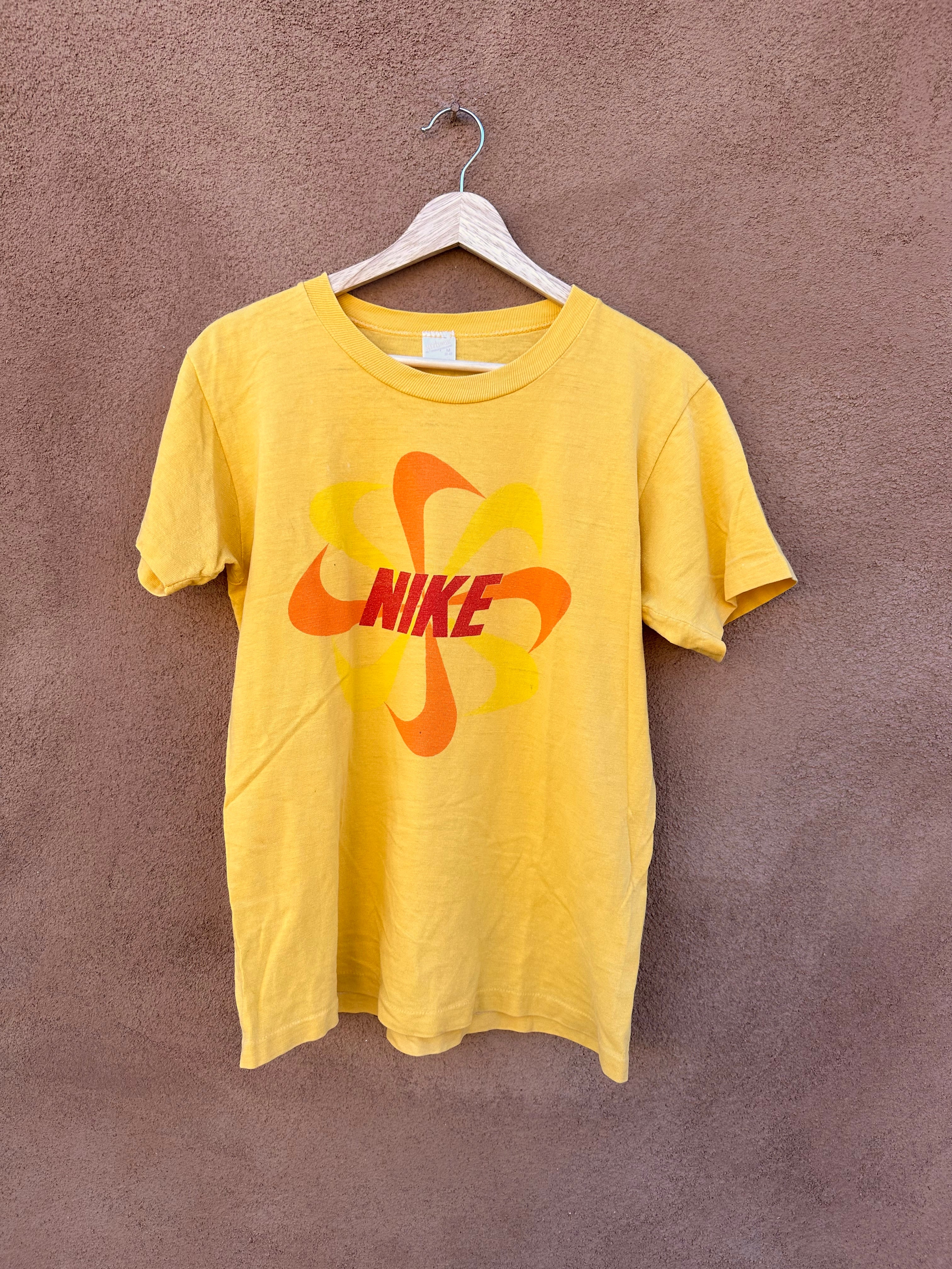 Vintage Late 70 s Early 80 s Nike Pinwheel T Shirt