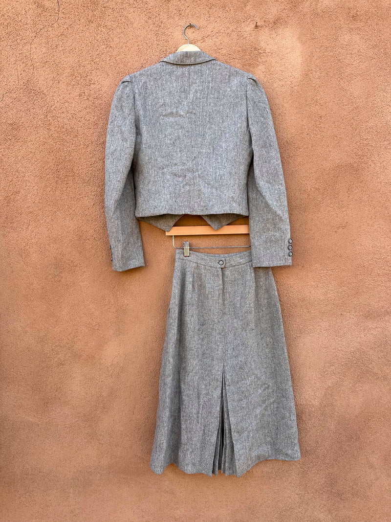 Susie's Casuals Wool Skirt Suit - Size 3