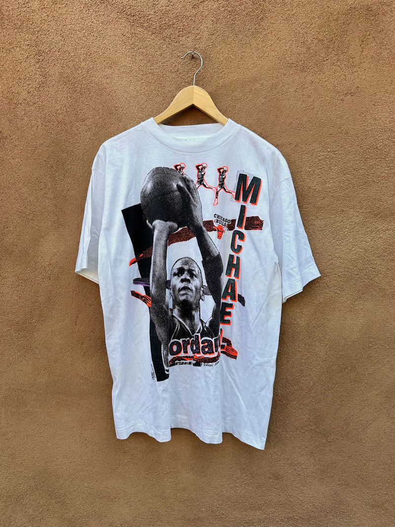 Rare Michael Jordan Chicago Bulls T-shirt by Magic Johnson T's