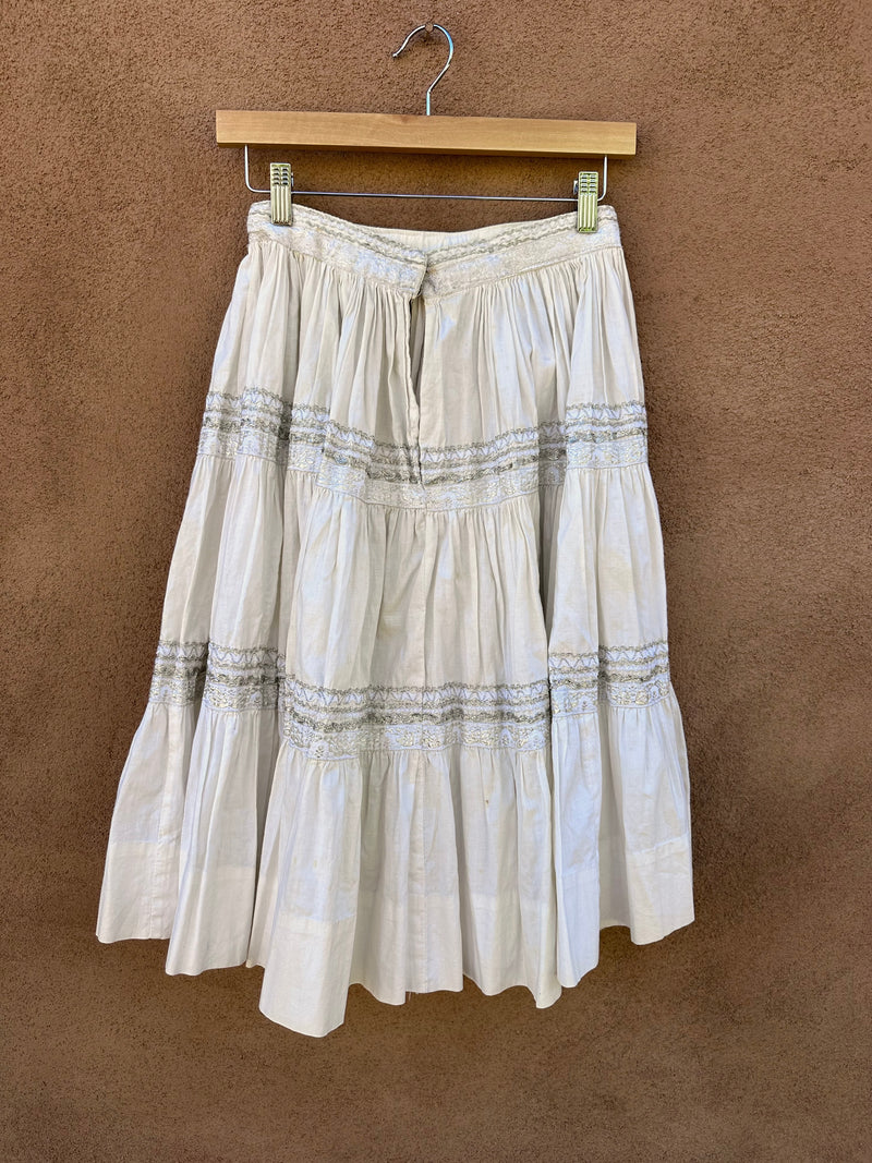 Cream Patio Skirt with Silver Rik Rak