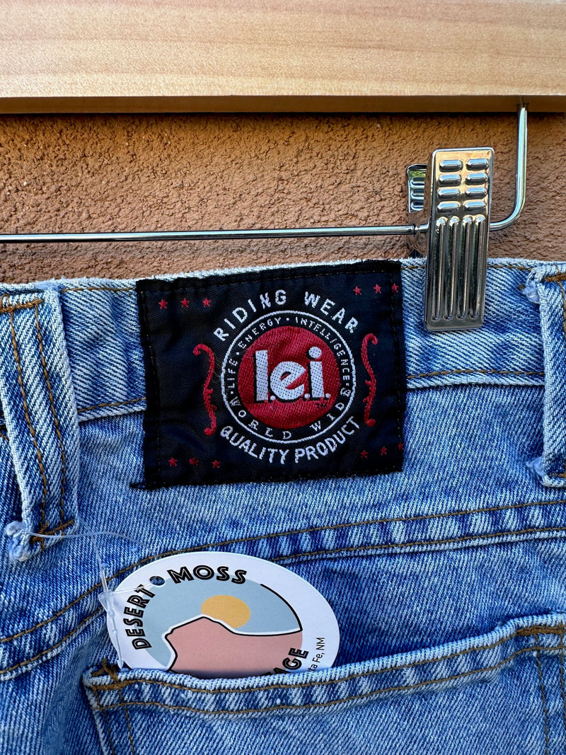 90's L.E.I. Jeans with Old Engligh "Diana" - 11