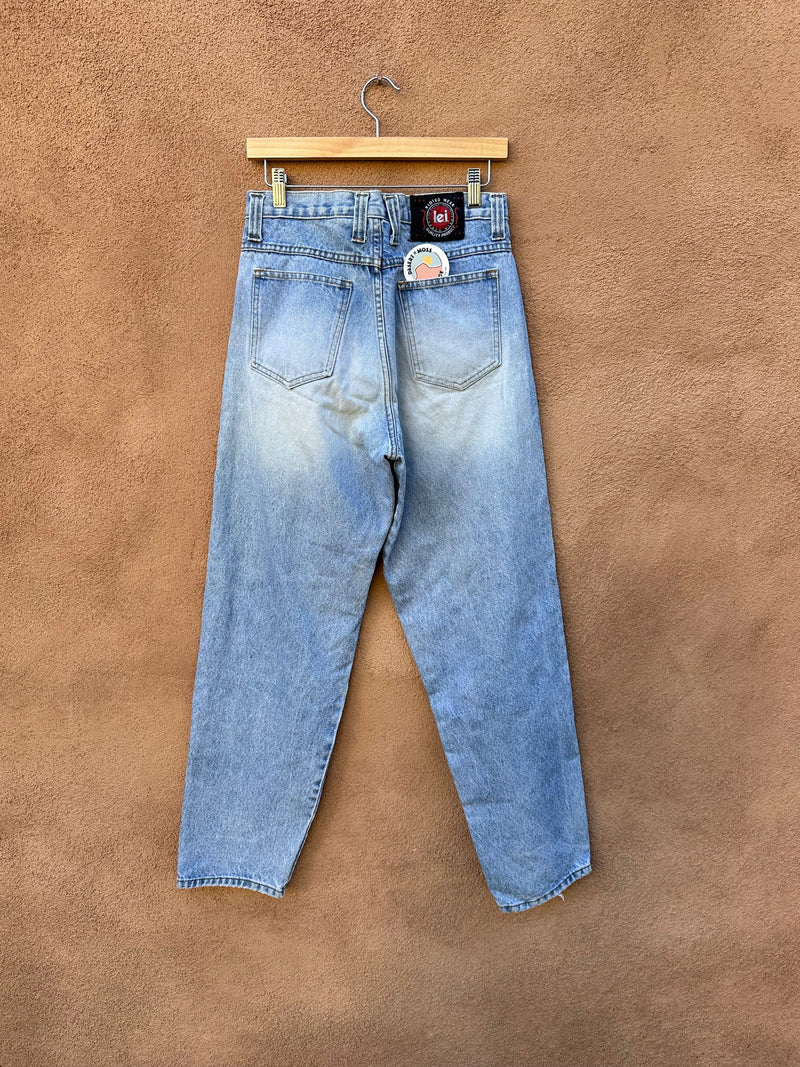 90's L.E.I. Jeans with Old Engligh "Diana" - 11