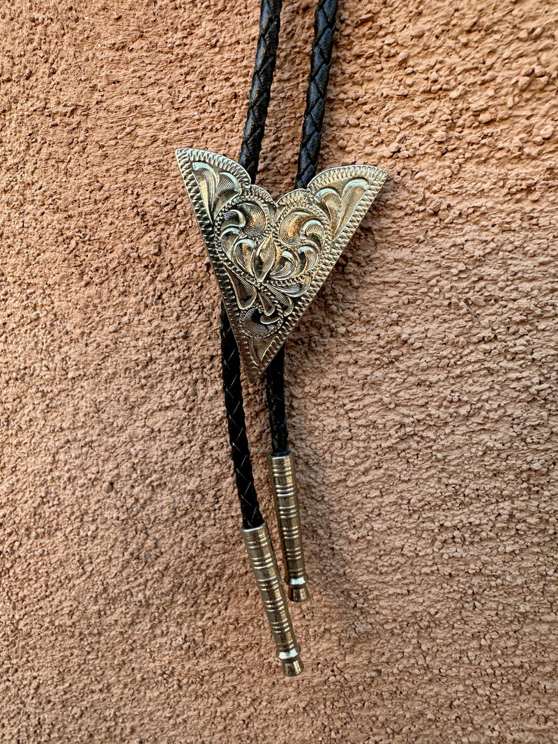 Western Dart Point Bolo Tie