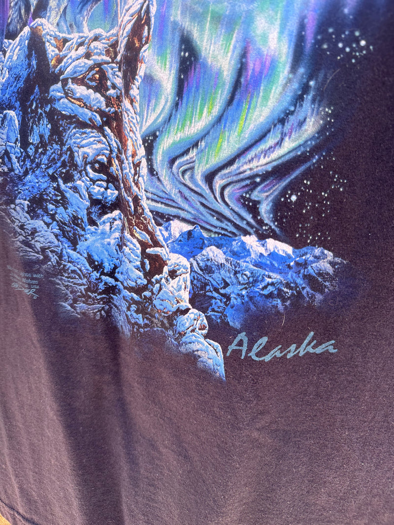 Northern Lights Alaska Wolf T-shirt