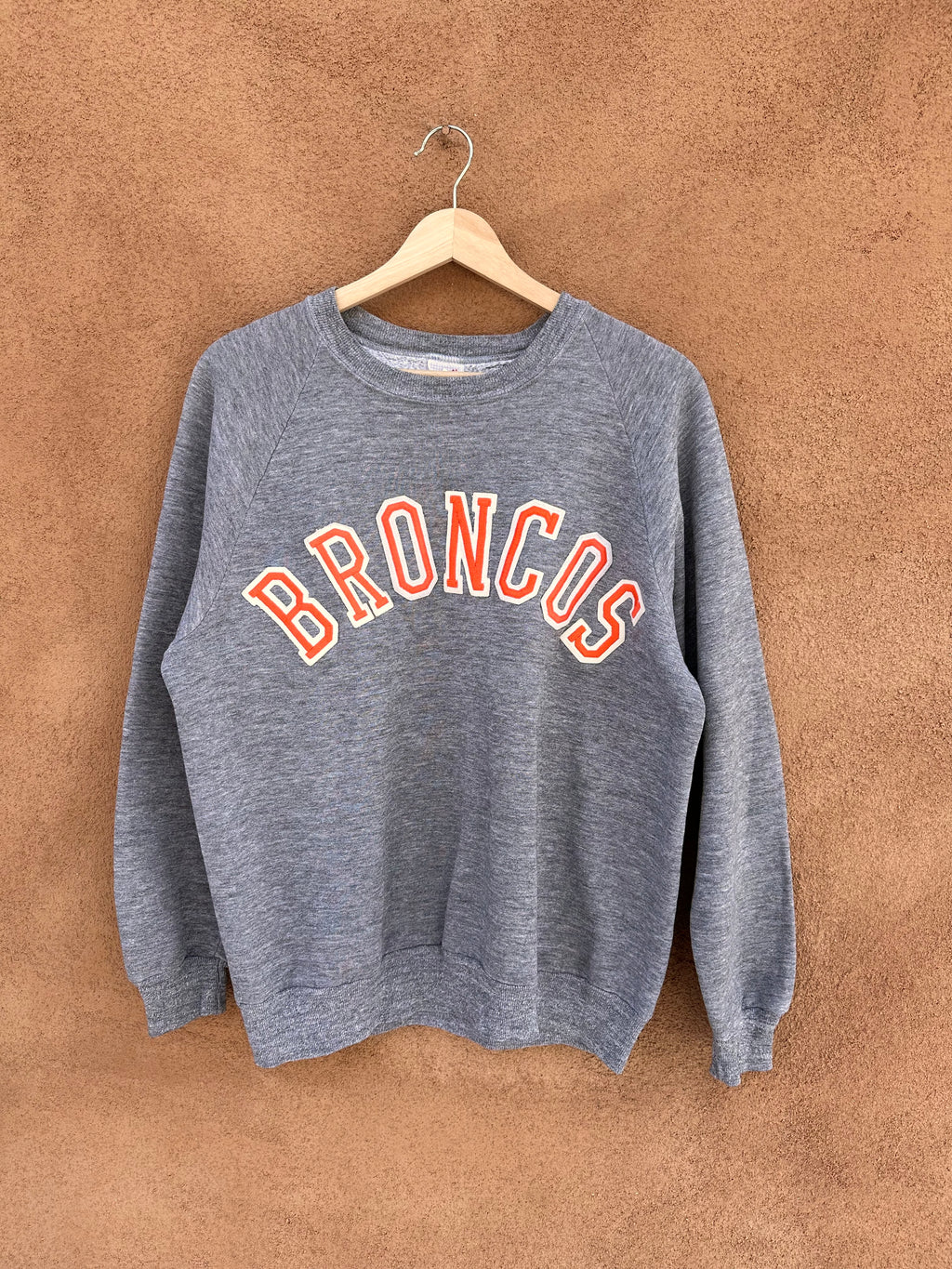 Gray denver broncos top sweatshirt