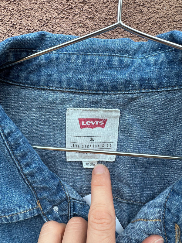 Levi's Denim Shirt with Pearl Snaps - XL