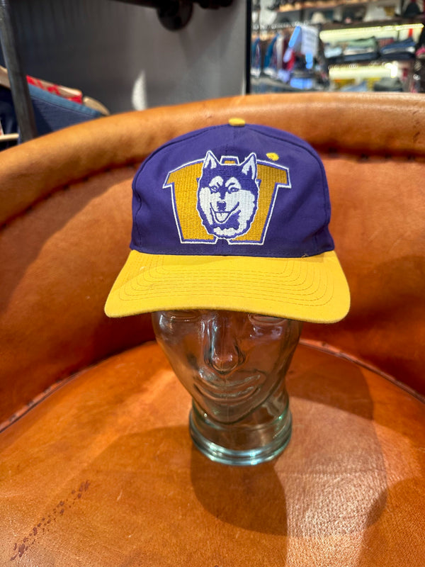 Washington Huskies Cap