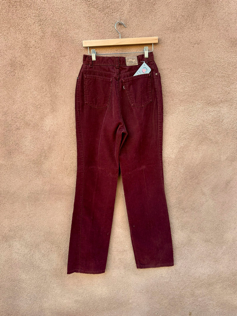 1970's Maroon Levi's Corduroy Pants 14, 27/28