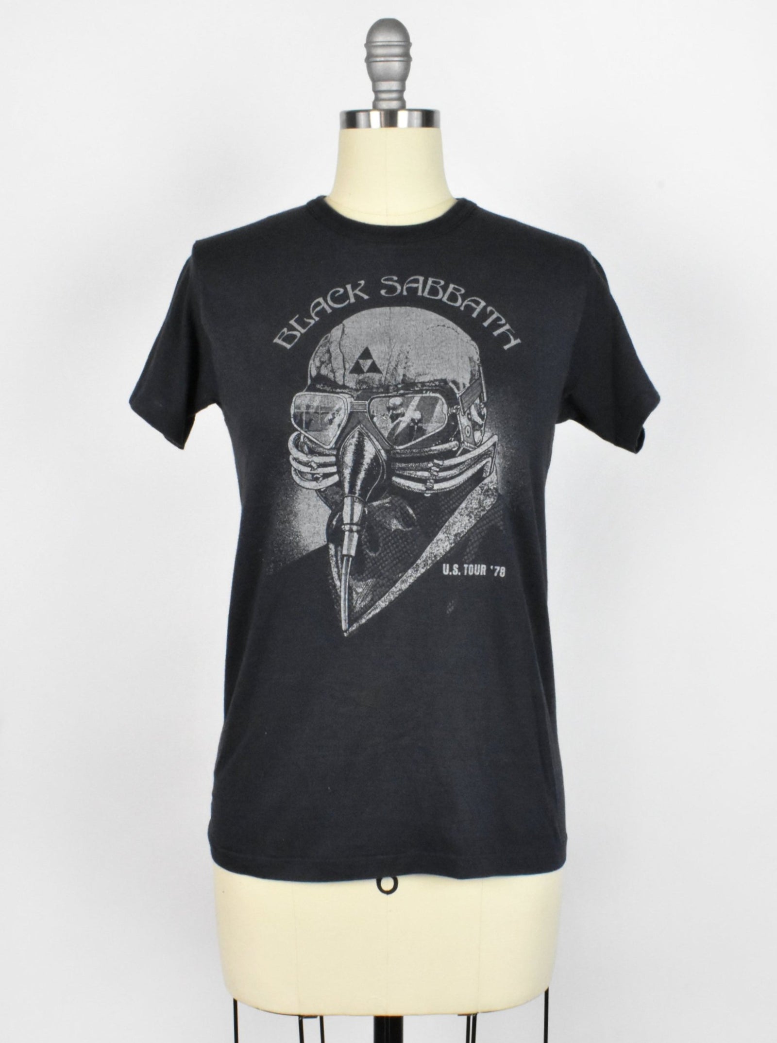 Fashion tee shirt black sabbath