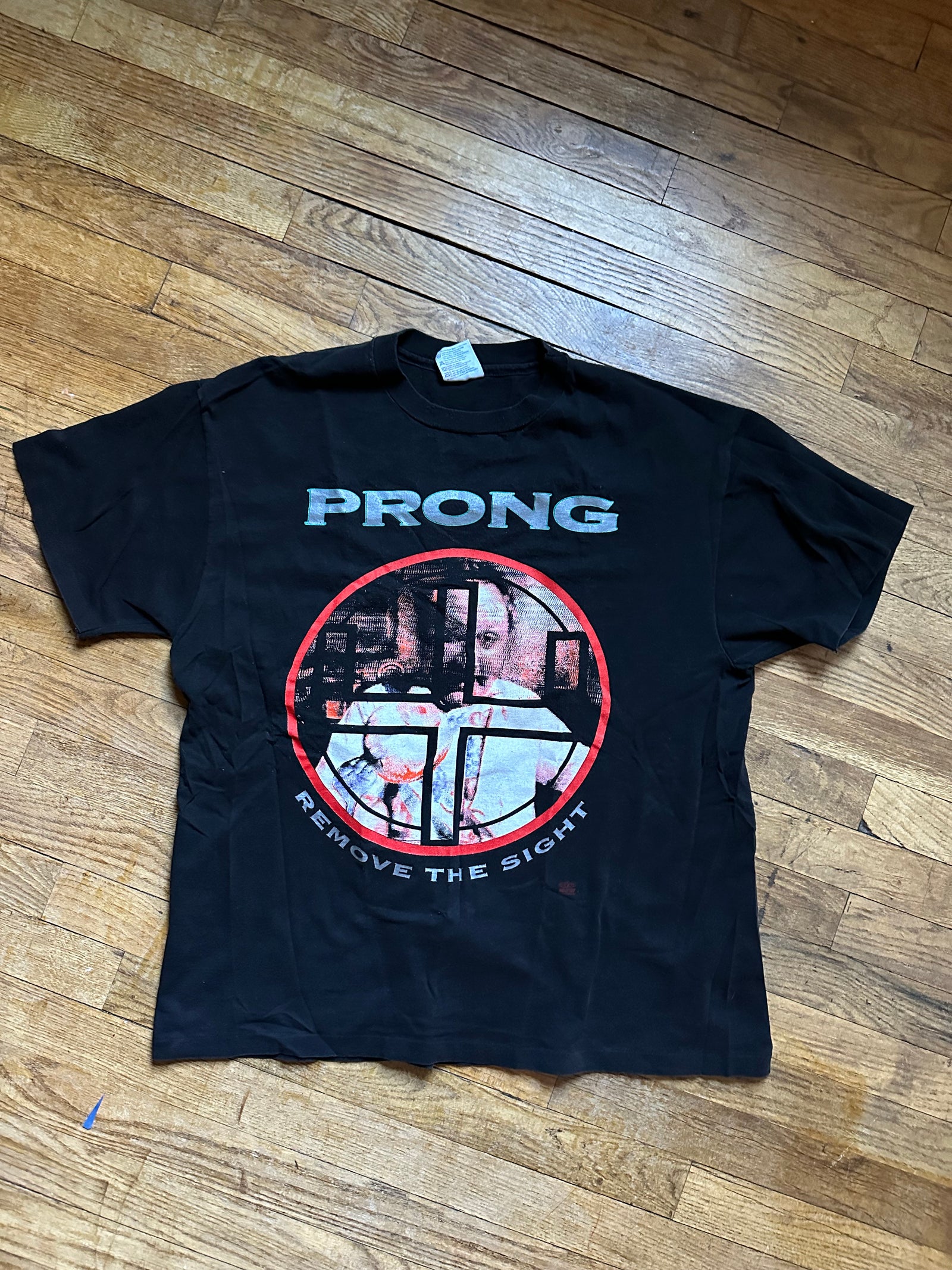 Prong Band Vintage hotsell T shirt size L Great Condition.