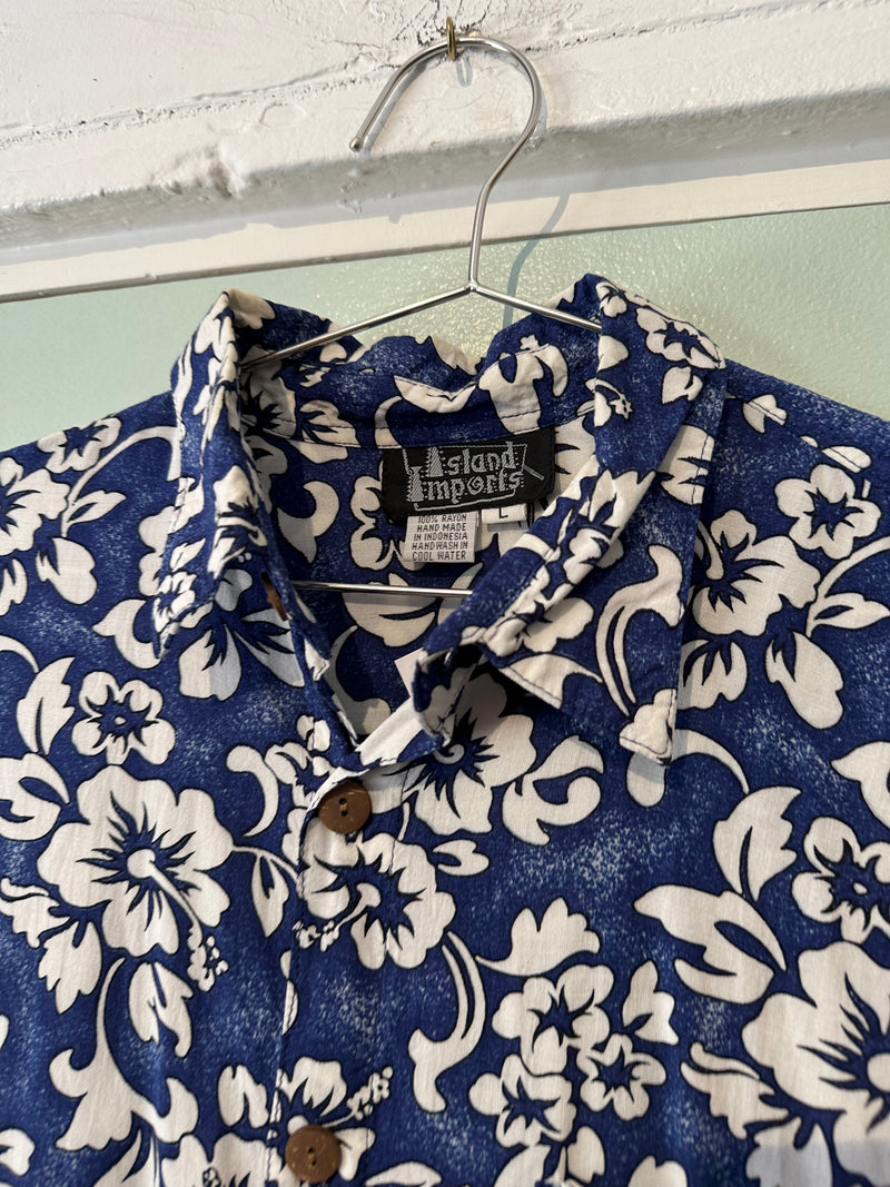 Island Imports Blue Rayon Tiki Shirt