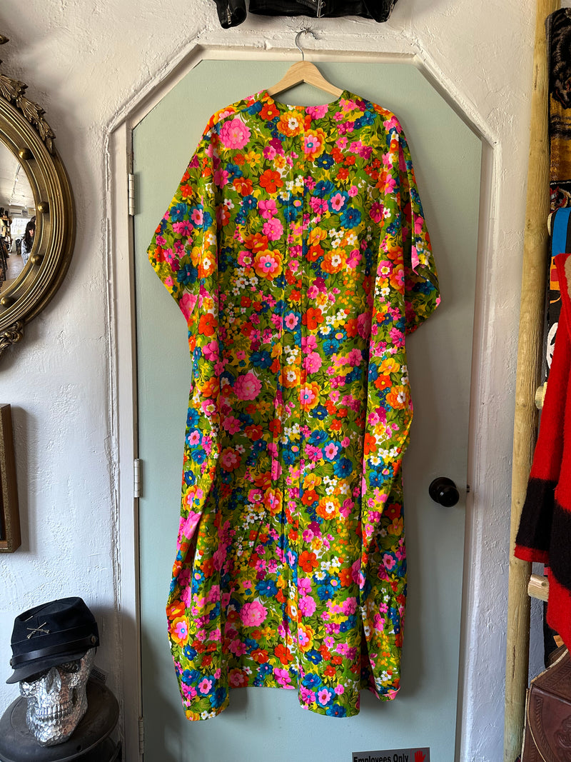 1960's Vibrant Floral Kaftan