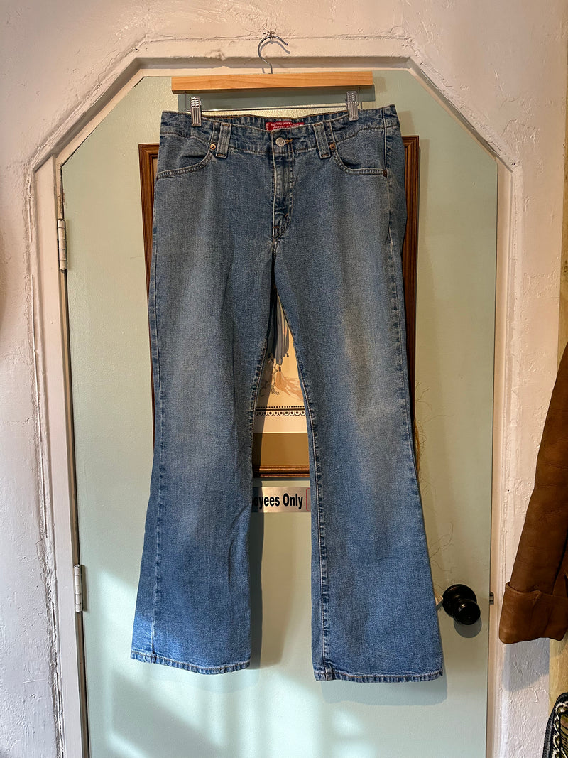 Levi's 525 Downtowner Bootcut Jeans - 12