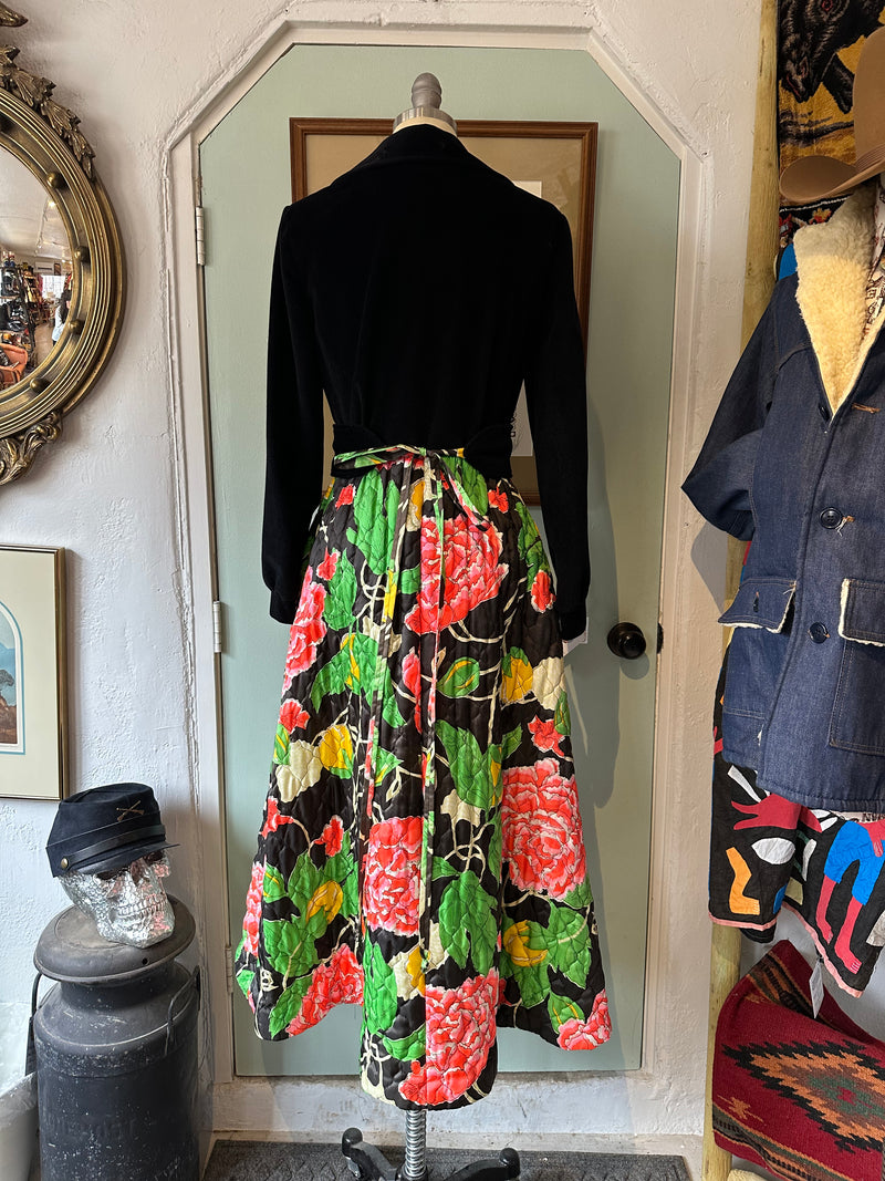 El Pavon - Santa Fe Velveteen with Quilted Floral Skirt 60's Dress